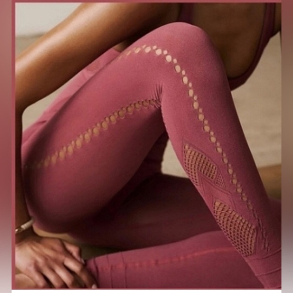 FREE PEOPLE FP Movement brick Running Through‎ My Mind Onesie jumpsuit size M - Picture 6 of 9